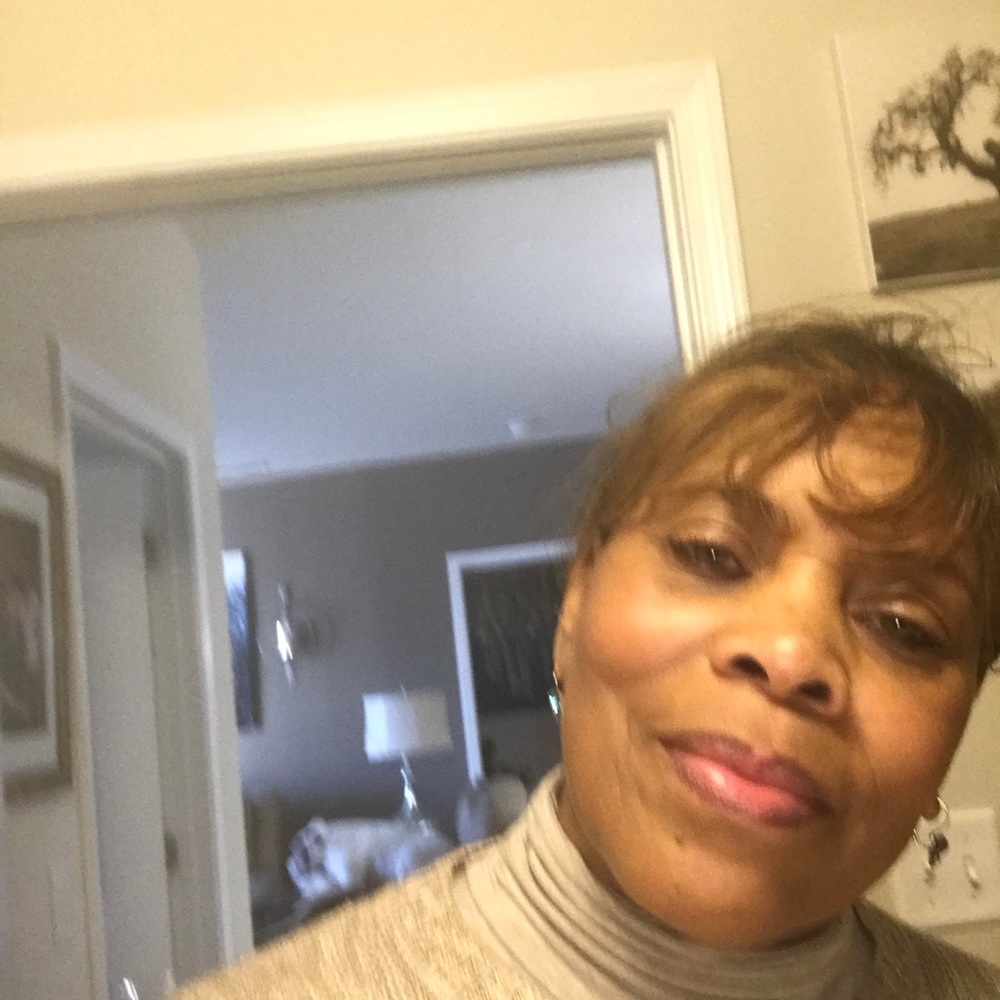 Meet your Posher, Rhonda